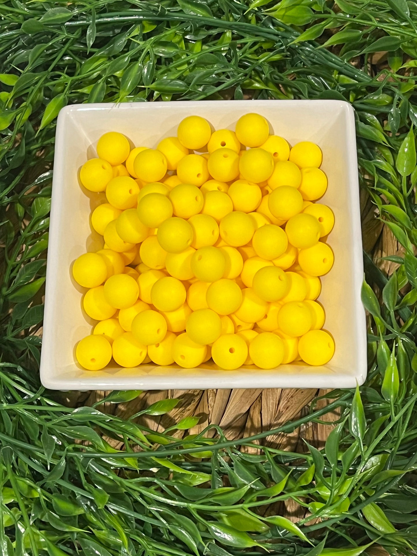 Silicone 15mm Yellow Bead