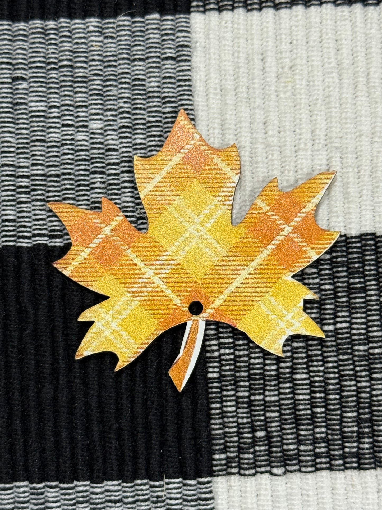 Lot 2 Wood Ornament Charm Decoration Mixed