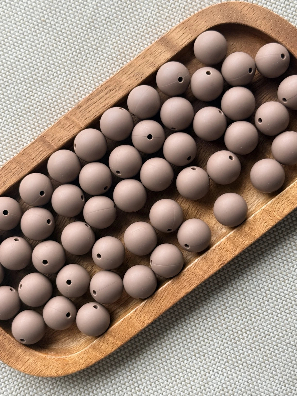 Cocoa Whisper 15mm Round Silicone Beads – Taupe Neutral | FSOH