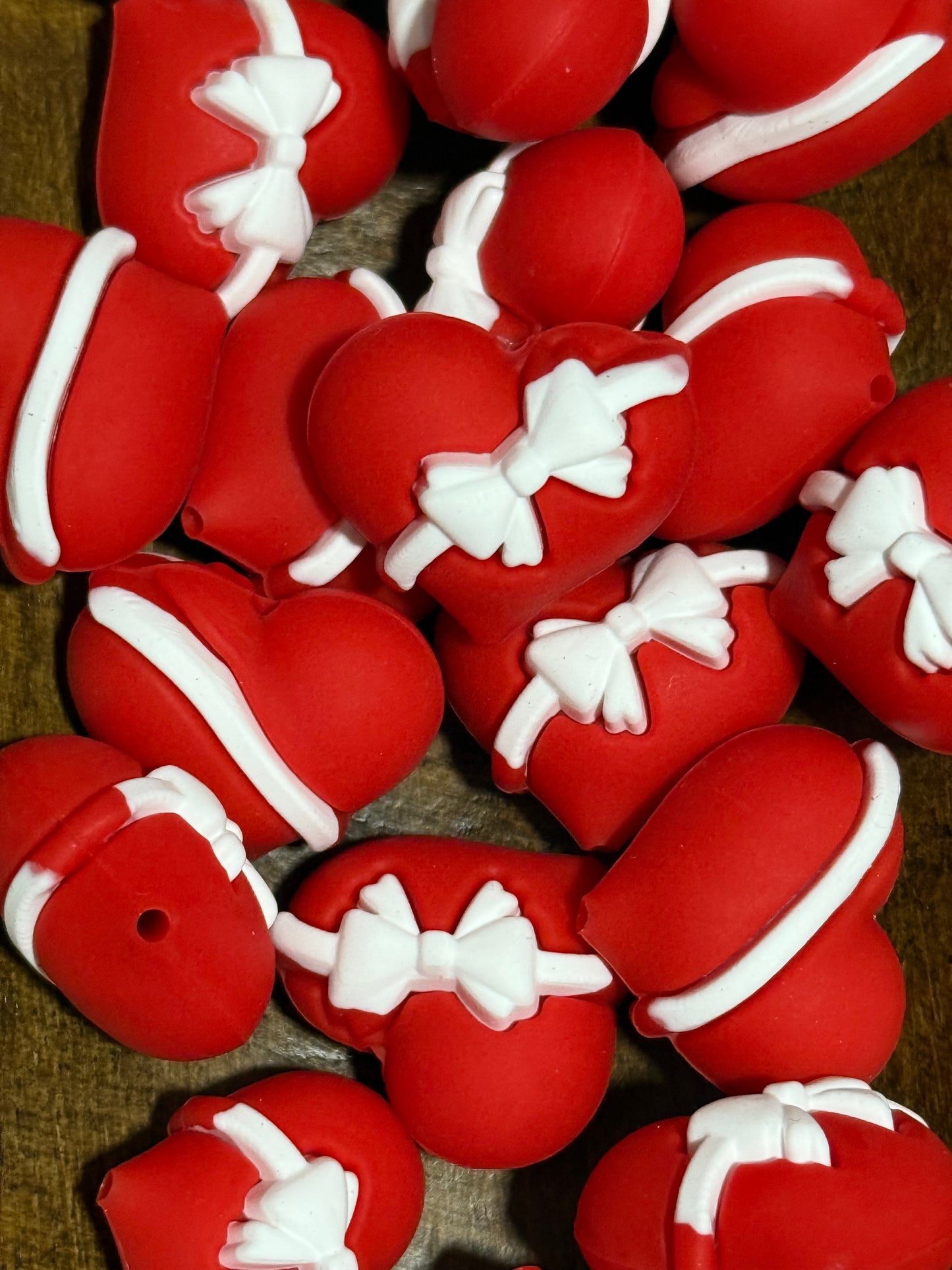 Silicone Heart Gift Beads with White Bow – Red Valentine Focal Beads