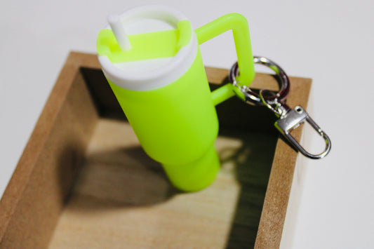 Glow In The Dark Mini Keychain Tumbler With Removable Lid Storage Keychain Chapstick Holder