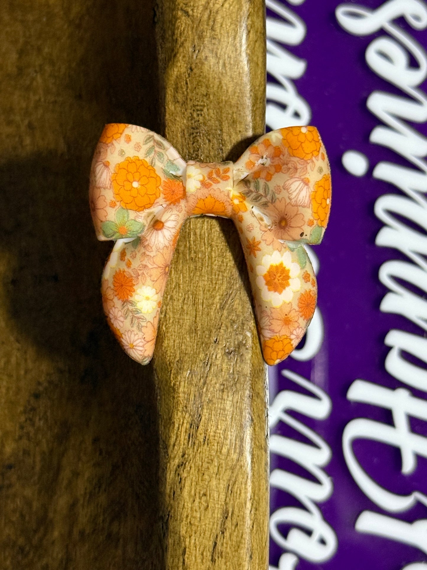 Printed Silicone Bow Focal Bead – Soft Chunky Bow Charm for Keychains, Wristlets, Pens & Crafting