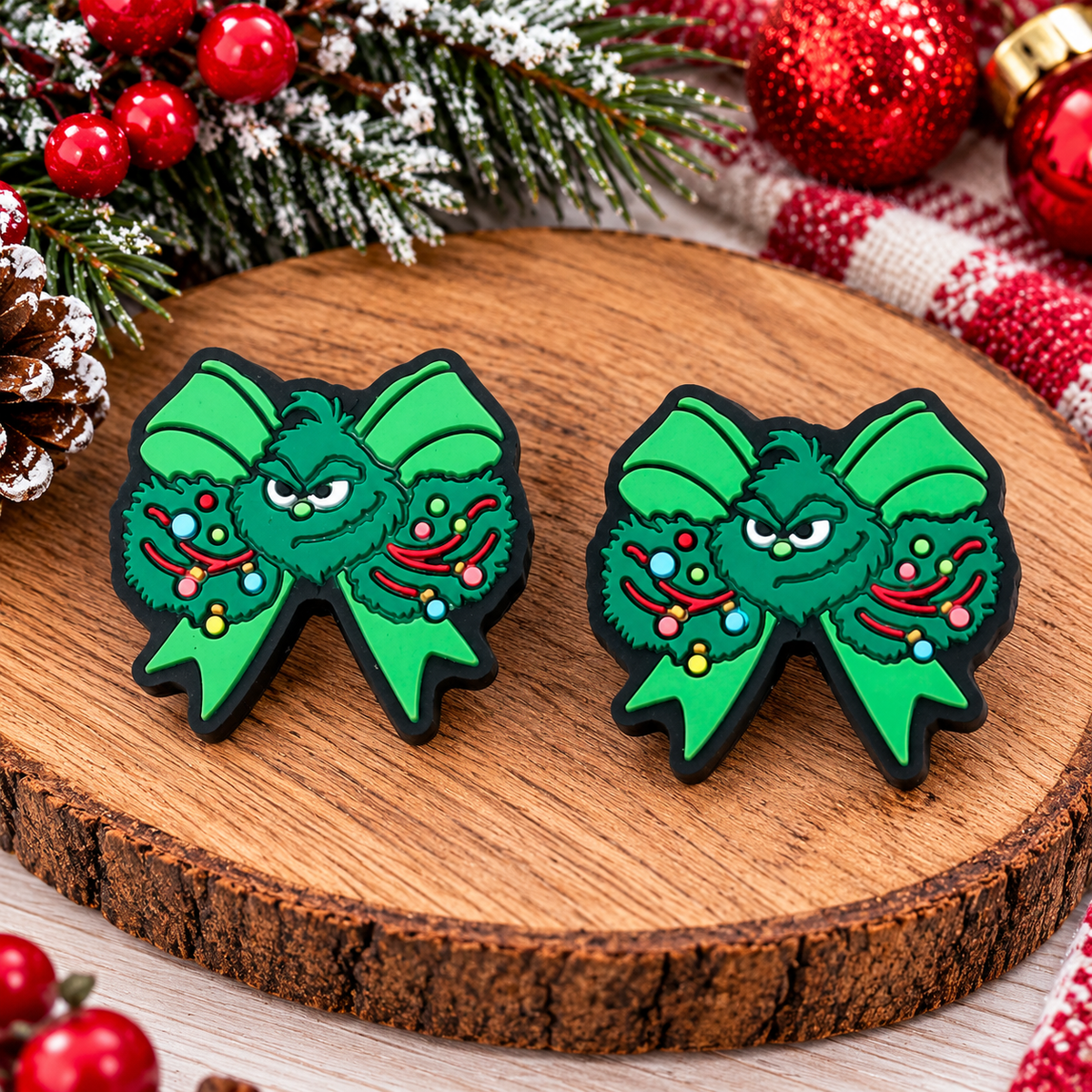 Resting Grinch Face | Christmas Silicone Bow Focal Bead