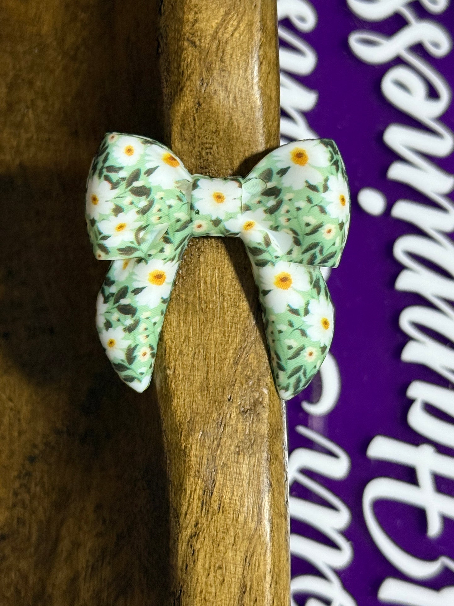 Printed Silicone Bow Focal Bead – Soft Chunky Bow Charm for Keychains, Wristlets, Pens & Crafting