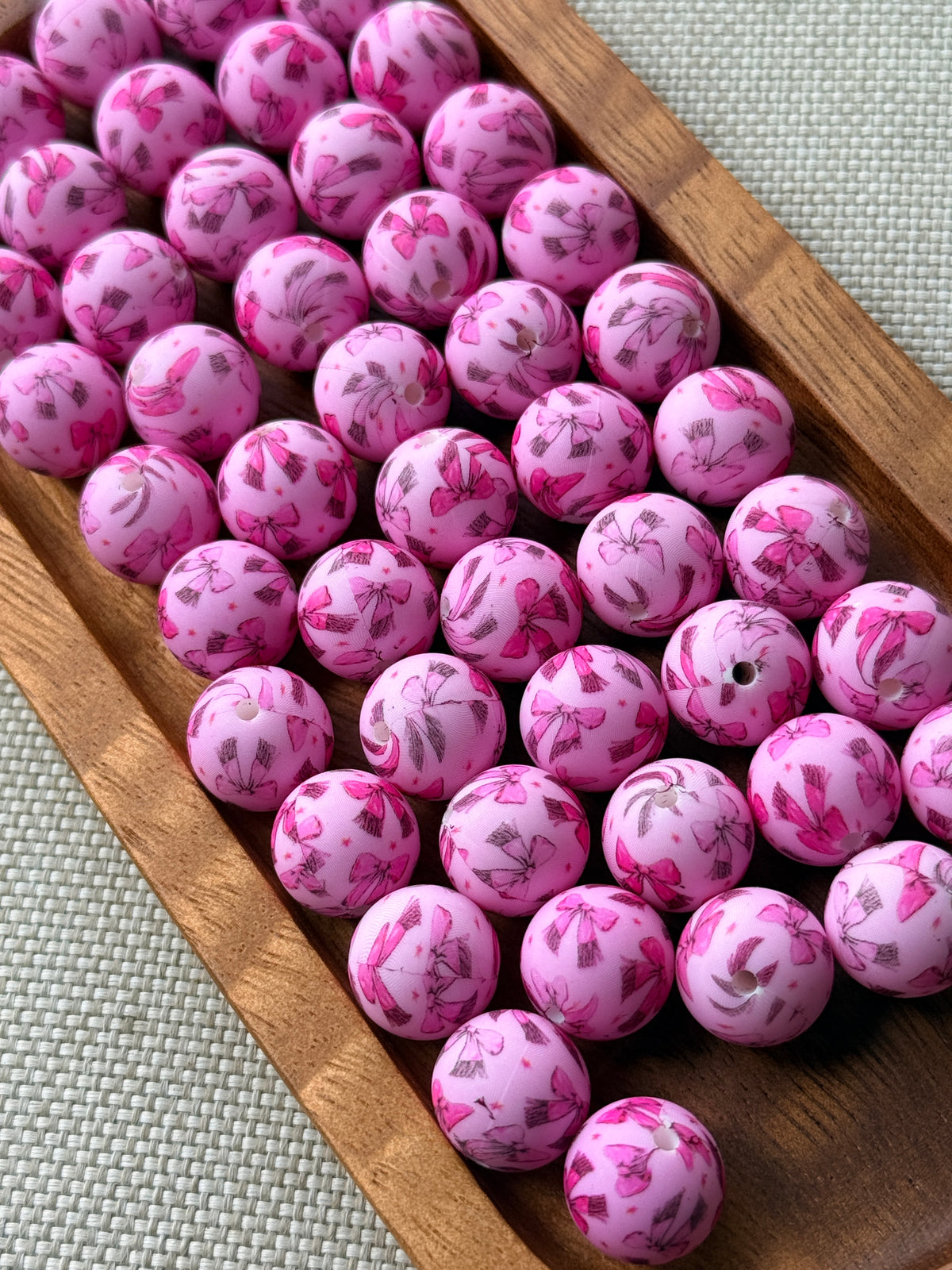 Pretty in Bows – 15mm Pink Bow Printed Silicone Beads