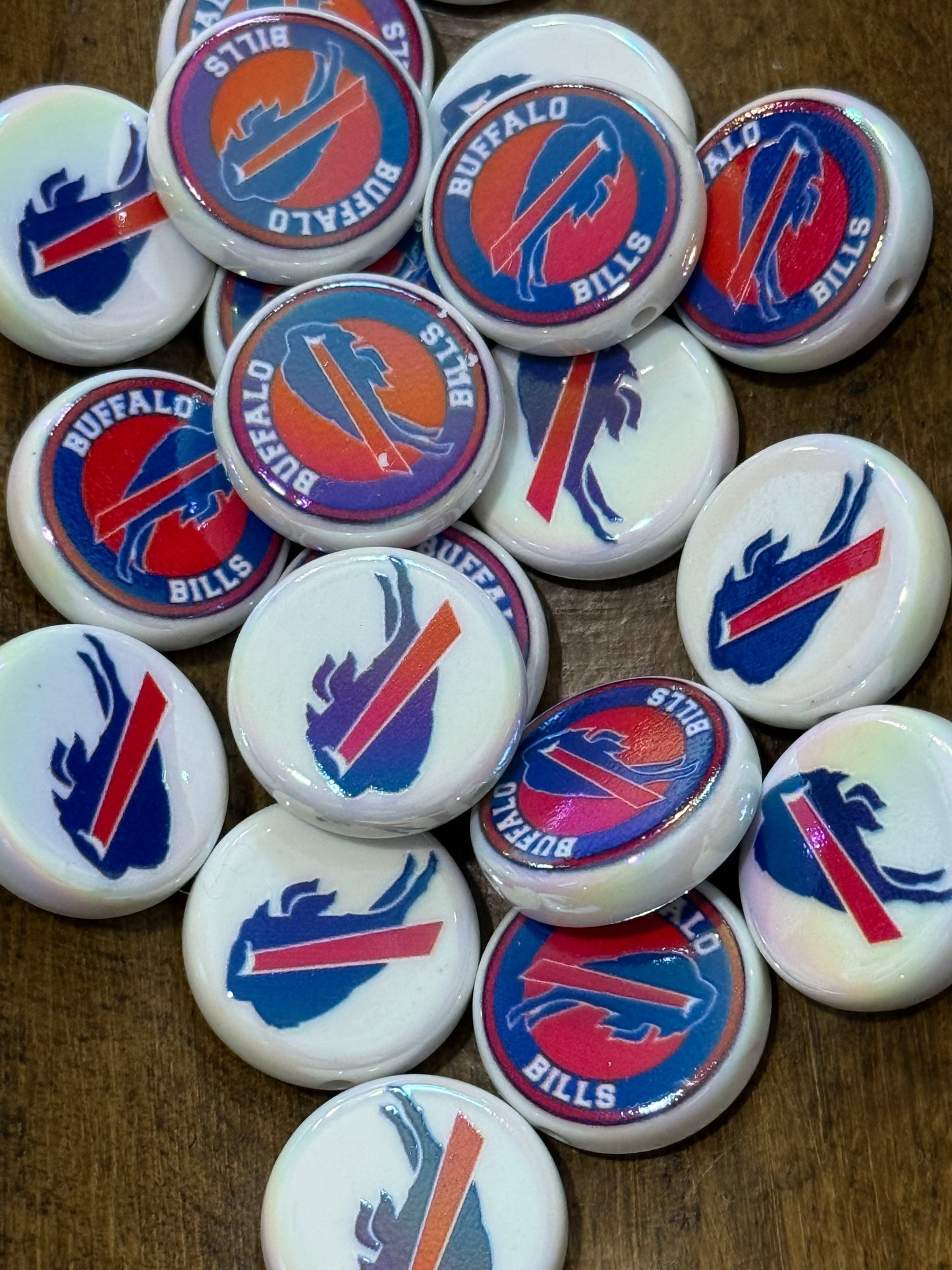 Sports Team Flat Acrylic Disc Beads – 20mm Game Day Beads for Bracelets, Keychains & DIY Crafts