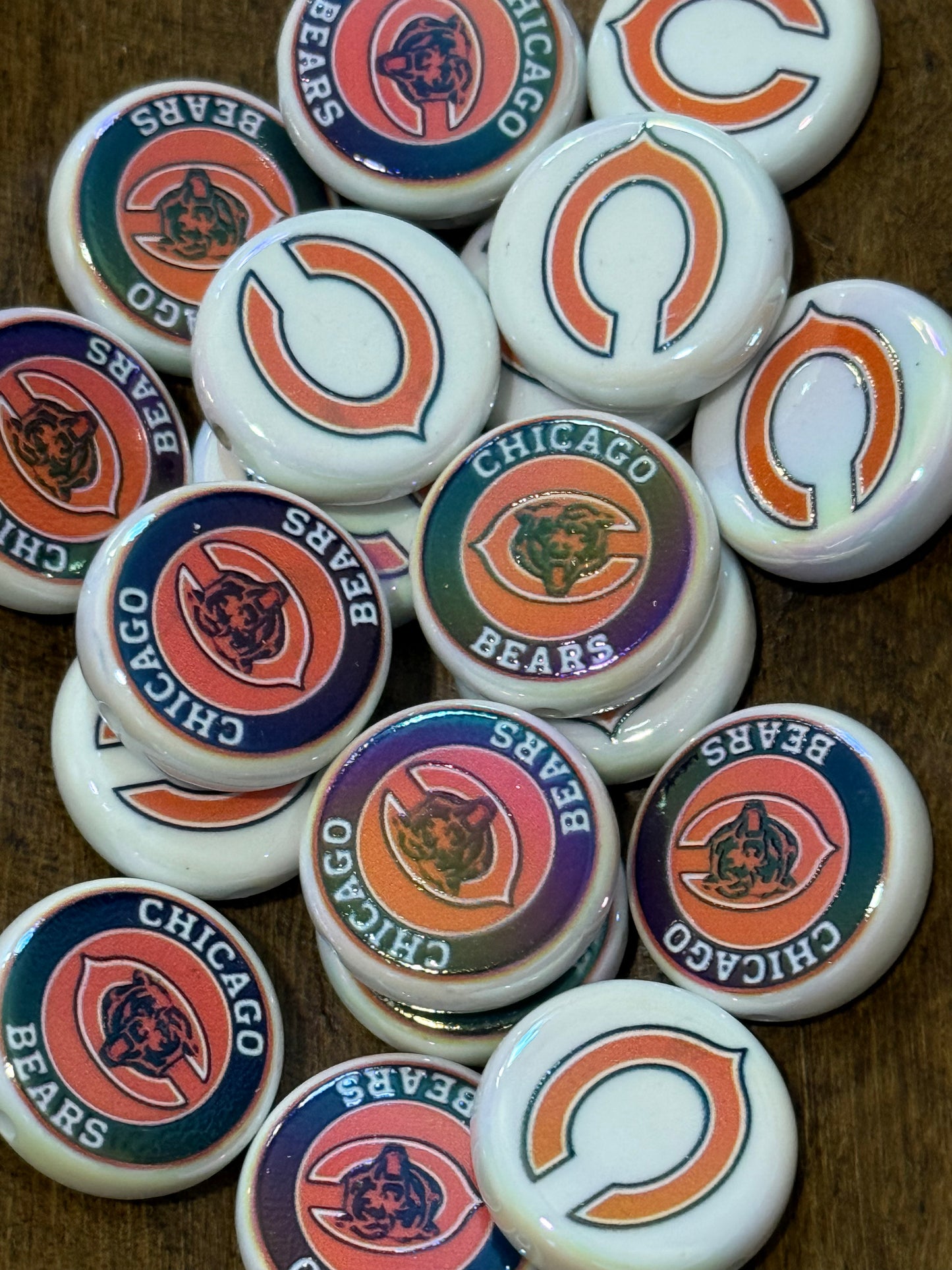 Sports Team Flat Acrylic Disc Beads – 20mm Game Day Beads for Bracelets, Keychains & DIY Crafts