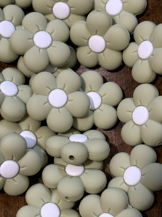 Matcha Silicone Daisy Flower Focal Beads – 25mm Floral Accent Beads for Keychains, Wristlets & DIY Crafts