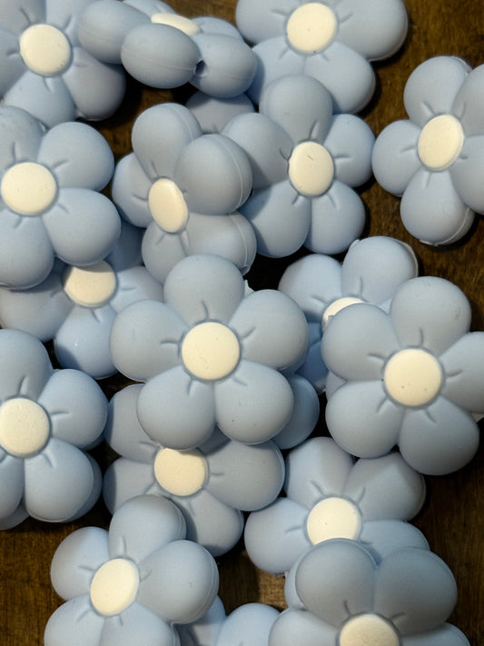 Pastel Blue Silicone Daisy Flower Focal Beads – 25mm Floral Accent Beads for Keychains, Wristlets & DIY Crafts