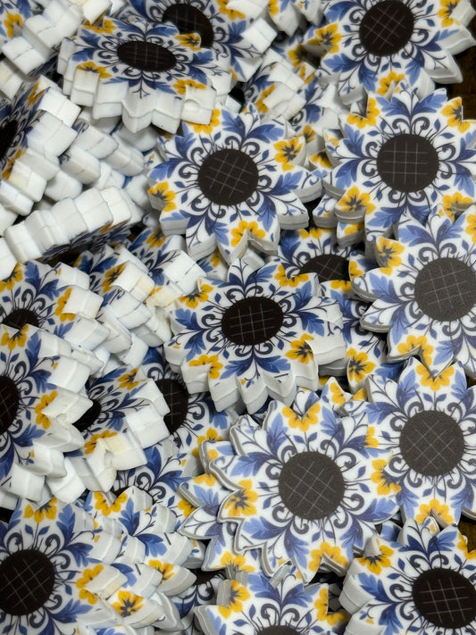 Blue & Yellow Sunflower Silicone Focal Bead – Floral Printed Chunky Bead for Keychains, Wristlets & DIY Crafts