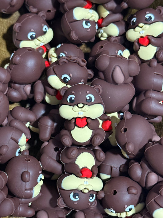 3D Beaver Holding Heart Silicone Focal Bead – Cute Valentine Animal Bead for Wristlets, Keychains, Lanyards & DIY Crafts