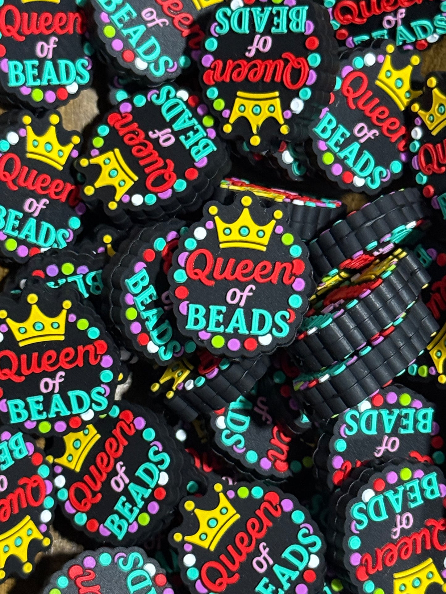 Queen of Beads Silicone Focal Bead | 3D Craft Quote Silicone Bead for Keychains, Wristlets & DIY Accessories