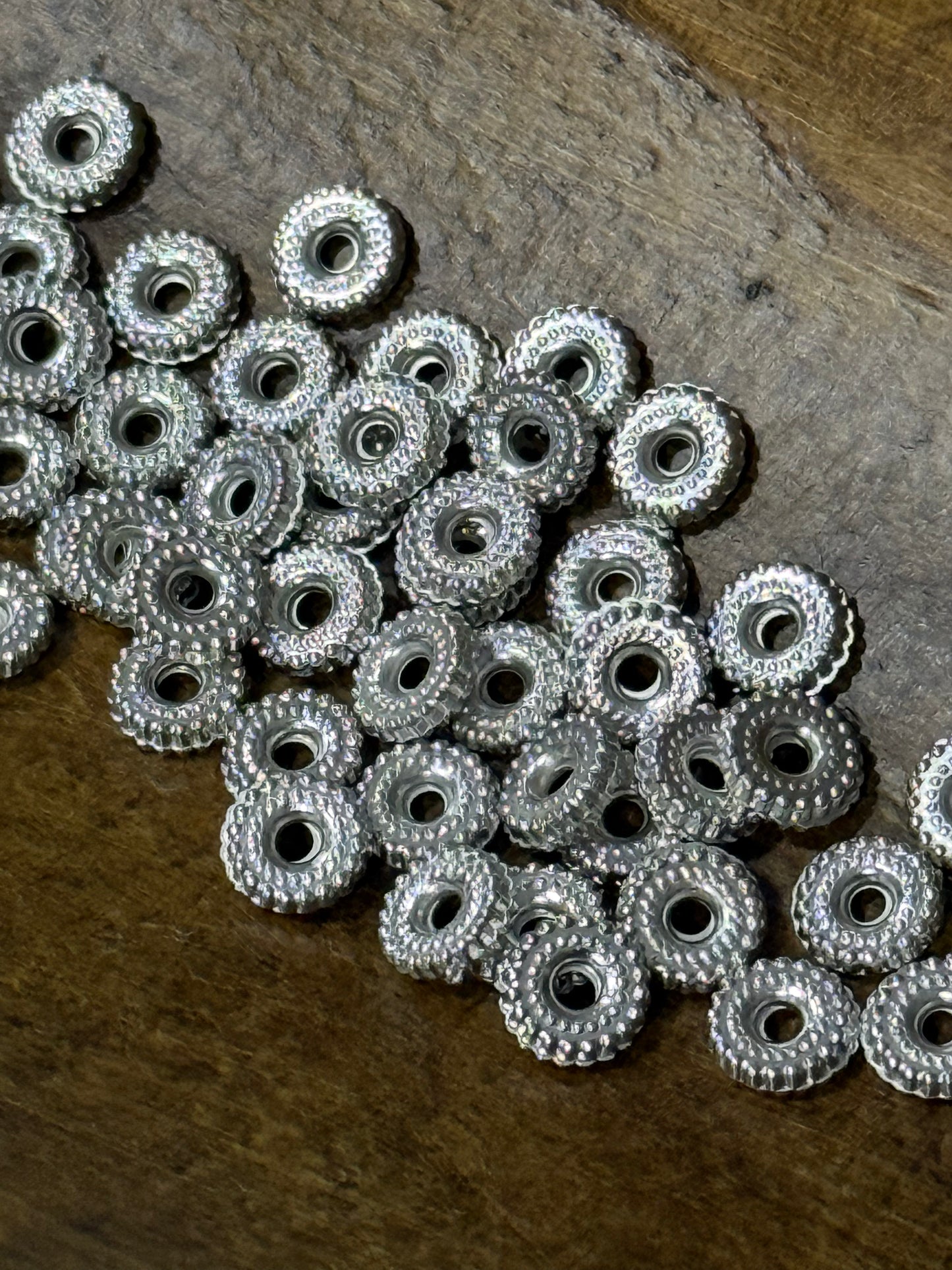 8mm Silver Wide Mouth Spacer Beads – 50 Count | Textured Metal Ring Spacers for Pens & Wristlets
