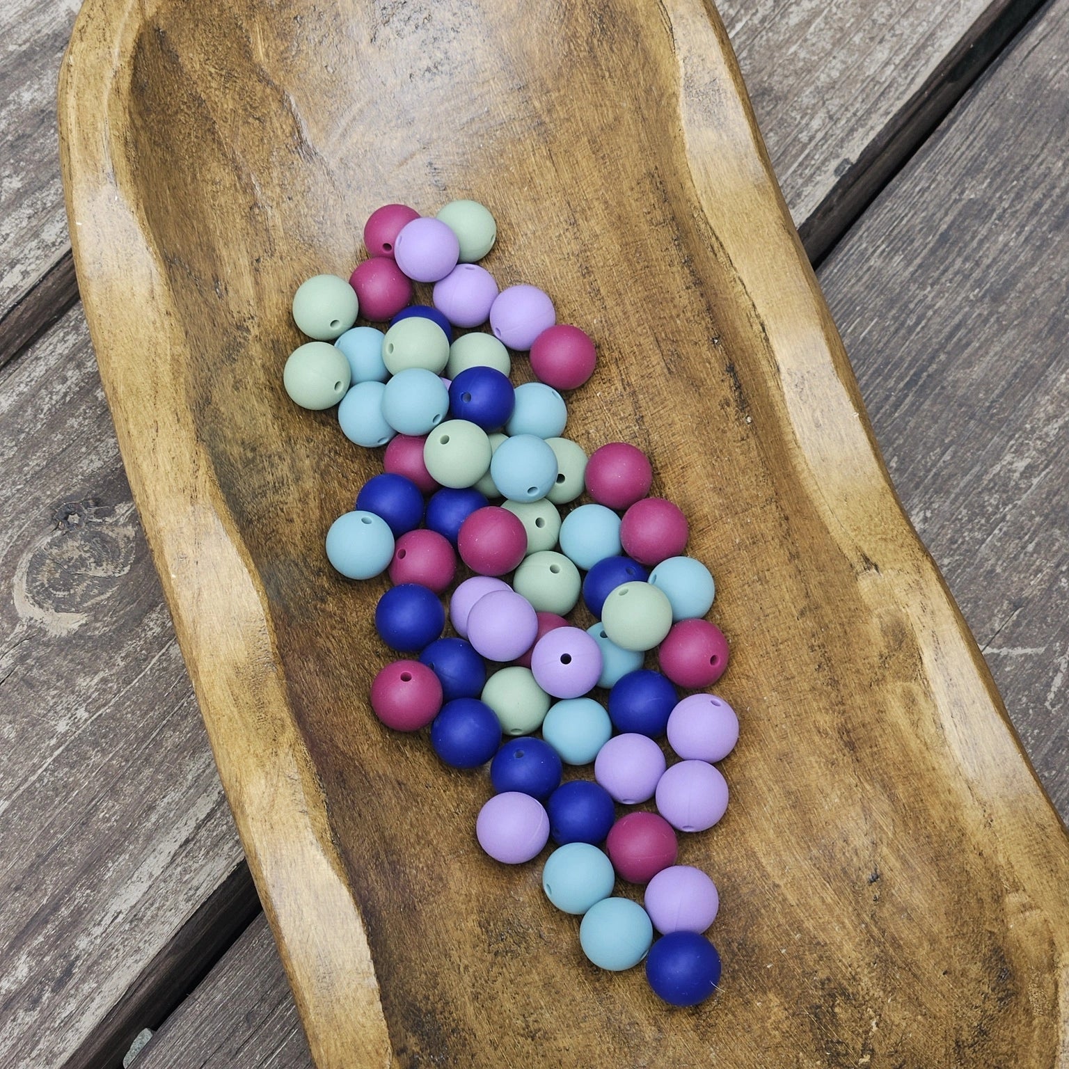 FSOH Dusty Succulent 15mm silicone bead mix featuring Plum Passion, Midnight Orchid, Pistachio Mist, Sapphire Tide, and Stormy Sea. Includes 60 premium silicone beads for beaded pens, wristlets, keychains, badge reels, jewelry making, and DIY craft projects.