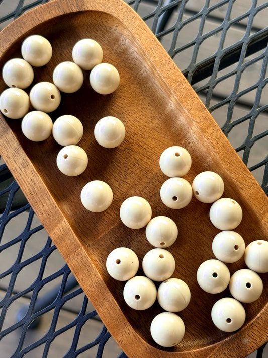 15mm ivory opal silicone beads with soft shimmer finish for beadable pens, jewelry making, wristlets, and DIY crafts