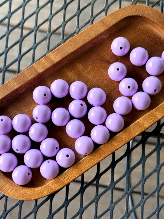 15mm lilac purple silicone beads with smooth glossy finish for beadable pens, wristlets, keychains, and DIY jewelry crafts