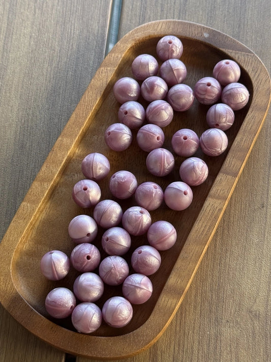 Mauve Moonlight Pearl 15mm silicone beads with a glossy purple, lavender and dusty rose pearlescent shimmer for pens, wristlets and DIY crafts.