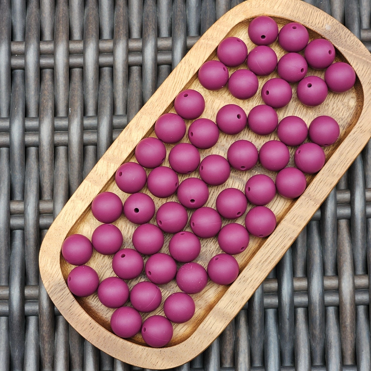Plum Passion 15mm premium plum purple silicone round beads by Four Seasons of Happiness. BPA-free silicone craft beads available in 1, 15, 30, 60, and 120 count options for beadable pens, wristlets, keychains, badge reels, bookmarks, zipper pulls, and DIY craft projects.