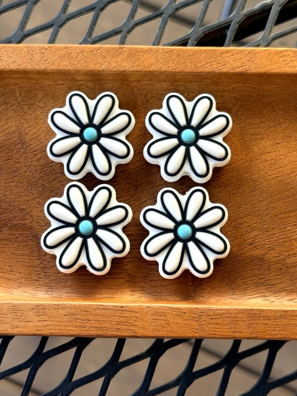 white daisy silicone focal beads with turquoise centers for beadable crafts, pens, keychains, and floral DIY accessories